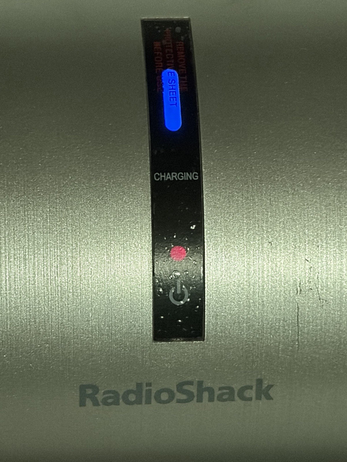 Radio Shack 2.4 GHz Digital Wireless Headphones MODEL #33-103 Turns On FOR PARTS