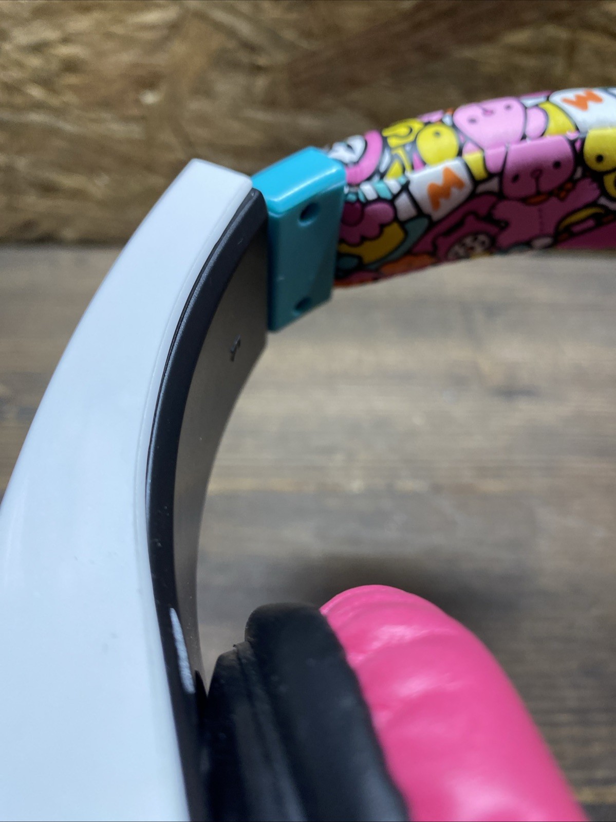 Hello Kitty Headphone USED Excellent Condition