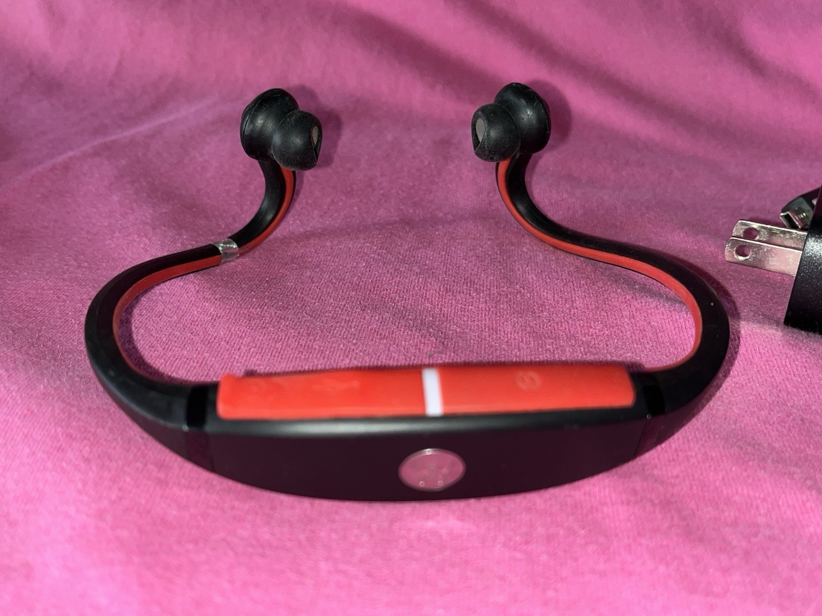 Motorola S9 Wireless Bluetooth Behind-The-Ear Headset Sweatproof With Adapter