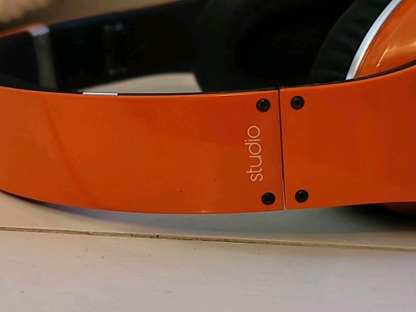 Monster Beats by Dr. Dre Studio 1st Gen Headphones Orange – – RARE!