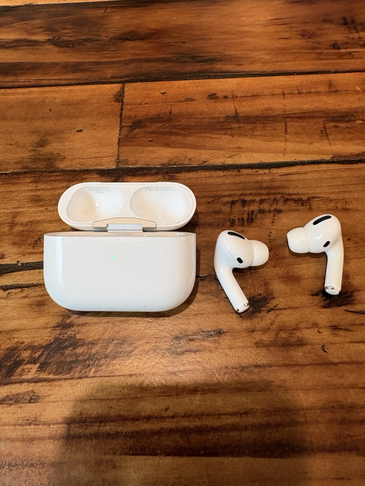 Apple AirPods Pro A2083 For Parts Only (See Description)