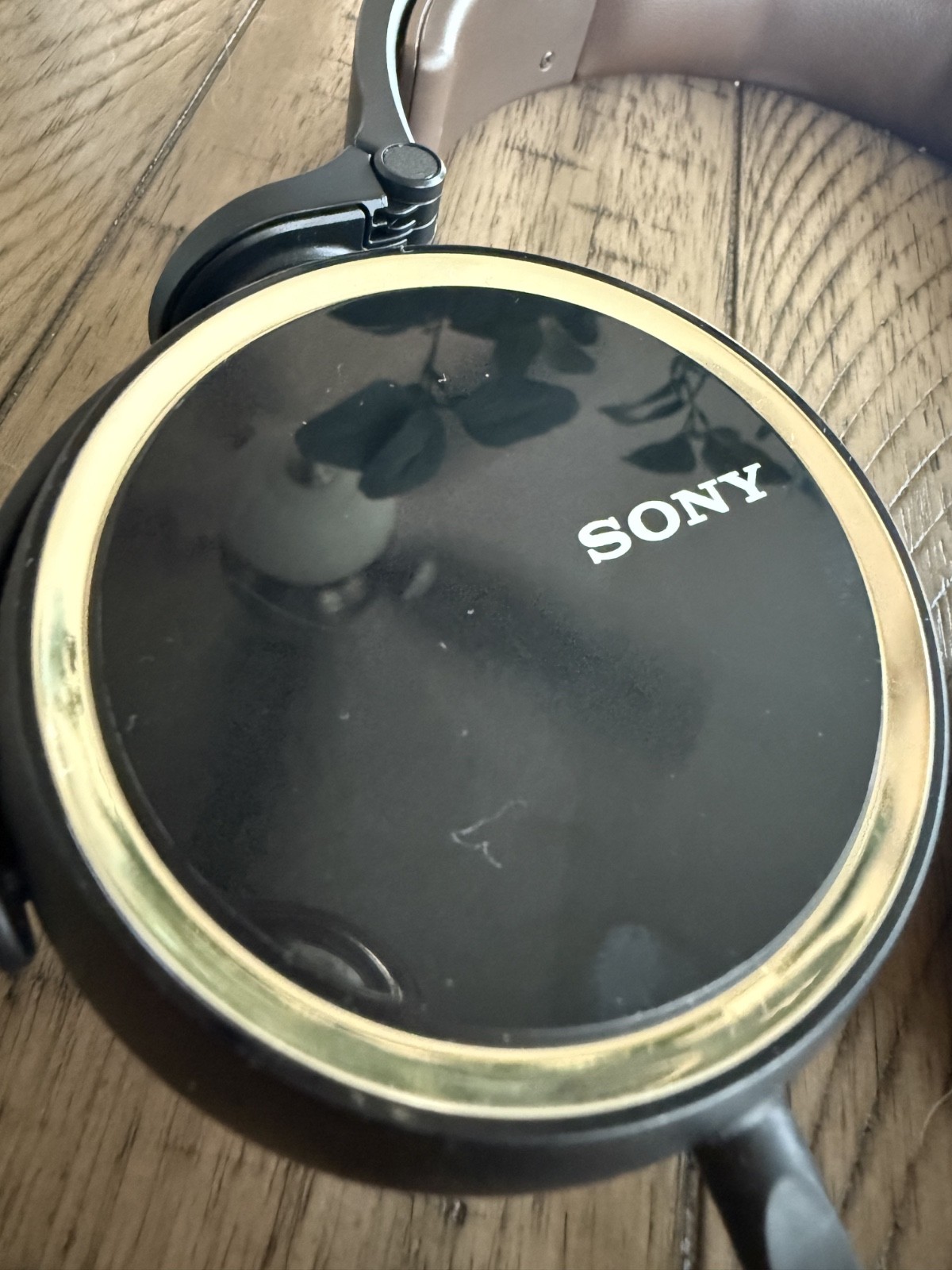 Sony MDR-XB600 Extra Bass Wired On-Ear Headphones Brown/Black/Gold GREAT COND