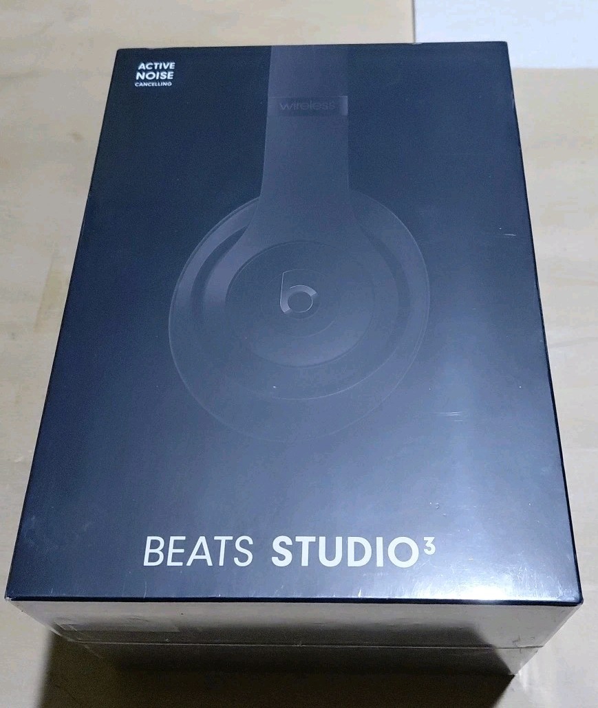 Genuine Beats by Dr Dre Studio3 Wireless Bluetooth Over Ear ANC Headphones Black