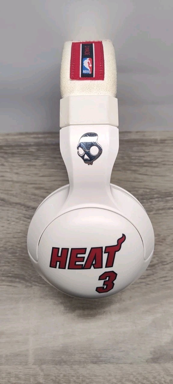 Skullcandy Hesh NBA Heat (Dwyane Wade) Headphones – Miami Heat Edition – Tested