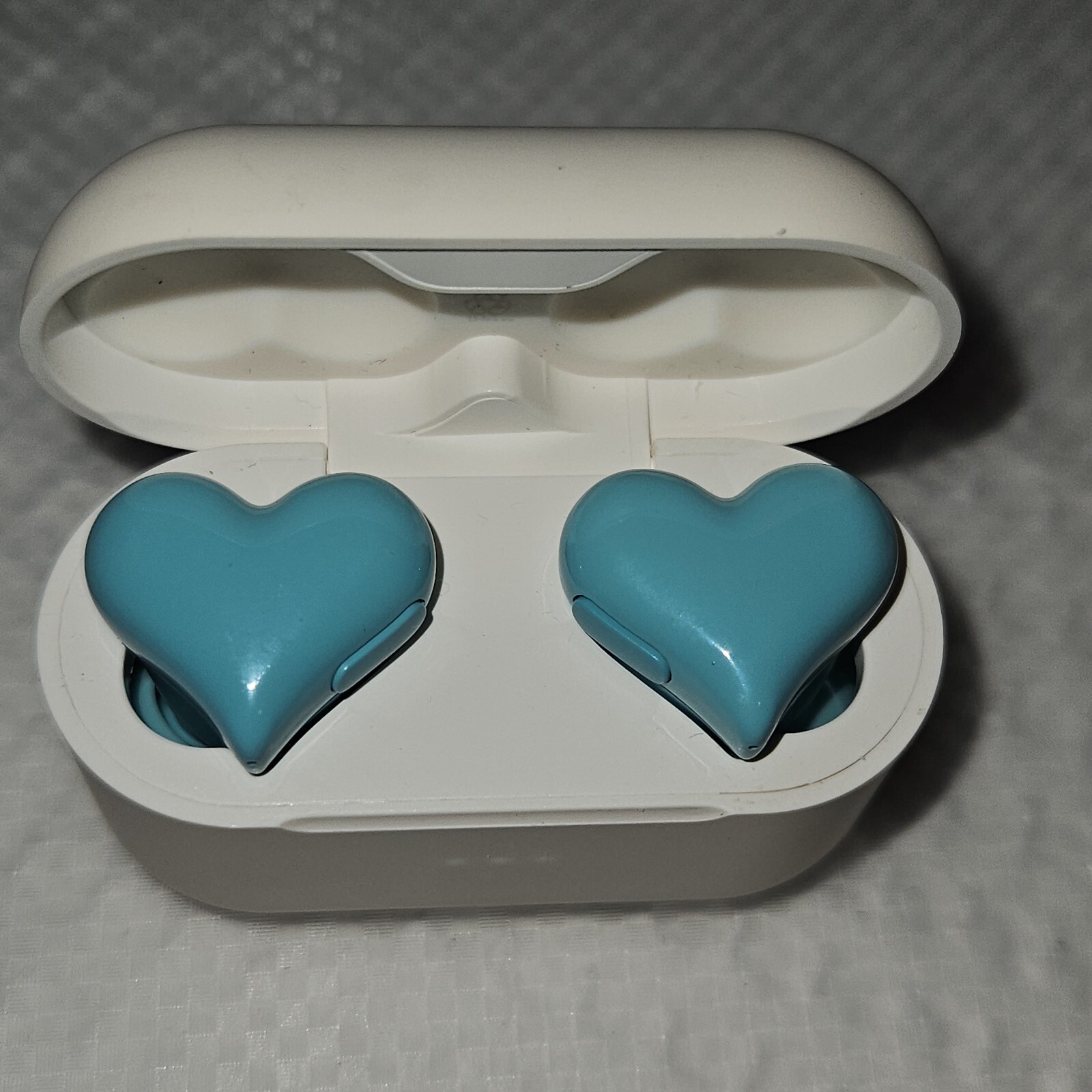 Softbank Selection Heart Buds Wireless Earphones Blue Dynamic 6mm HeartBuds