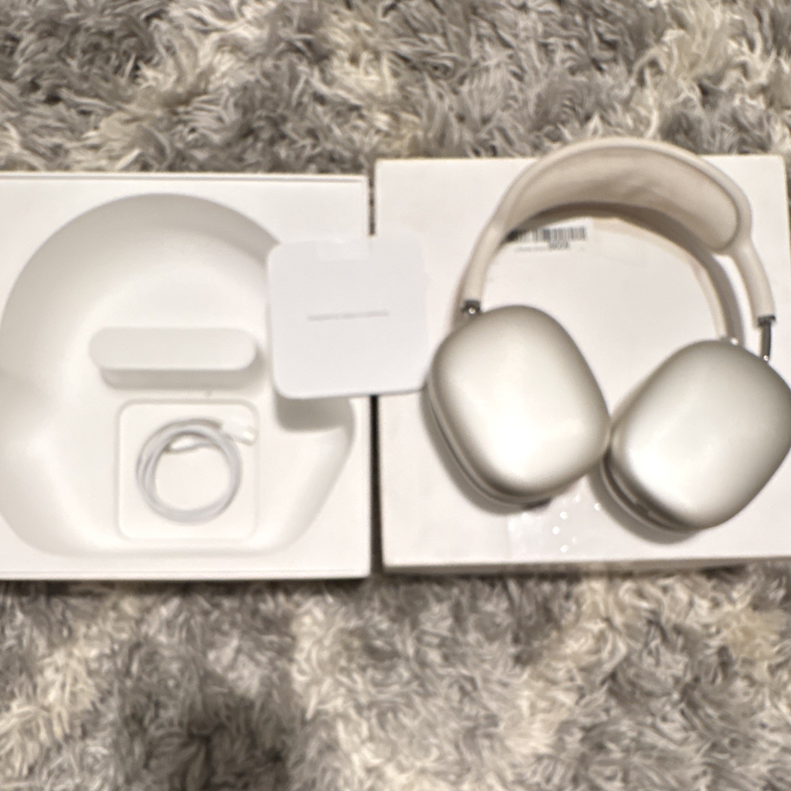 Apple AirPods Max Silver/White Wireless Bluetooth Over-Ear ANC Headphones