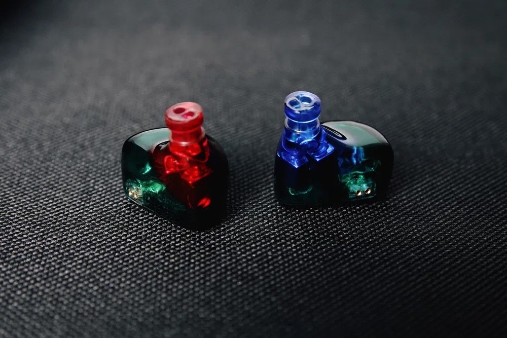 Ultimate Ears UE TripleFi 10 TF10 IEM – fresh reshelled