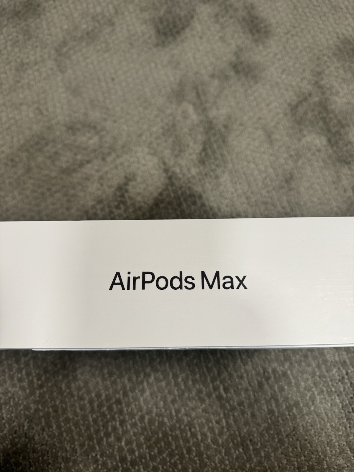 Apple AirPods Max Bluetooth Noise Canceling Over-ear Midnight color