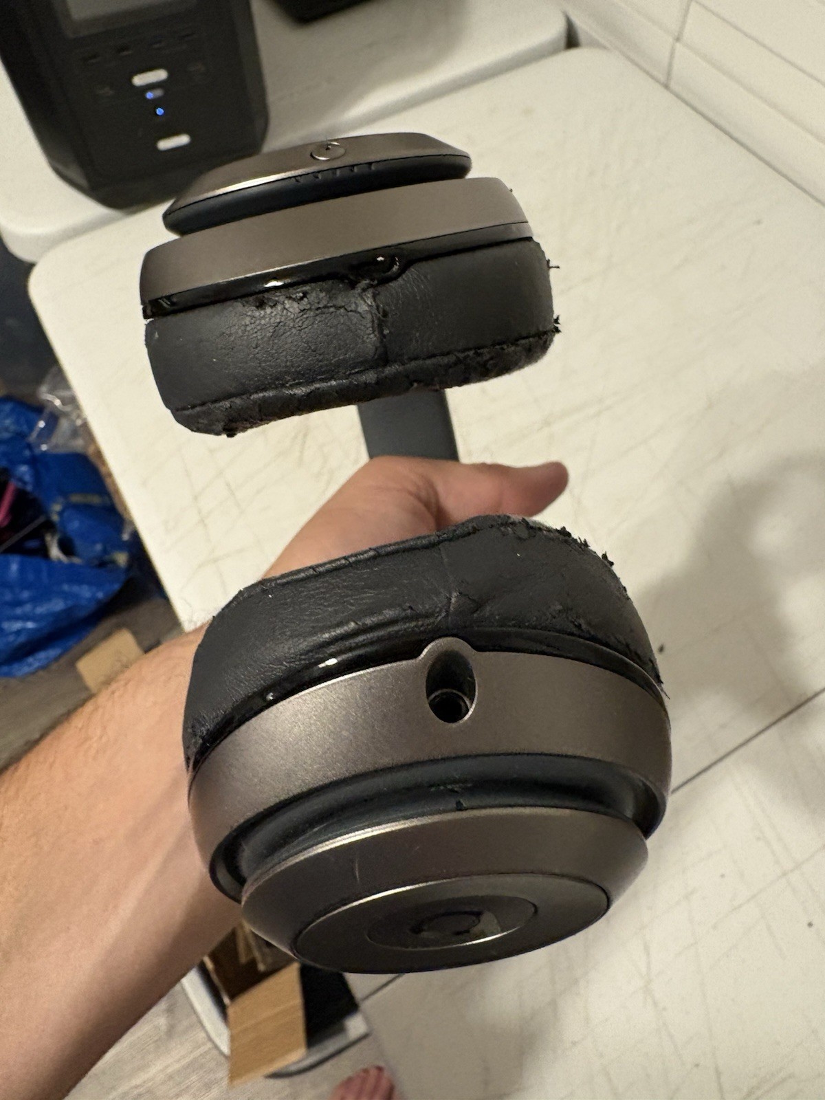 Beats by Dr. Dre Studio Wireless Over the Ear Headphones – Titanium