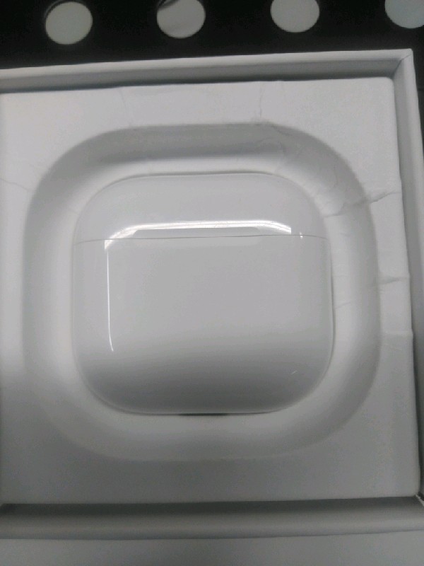 Apple AirPods 4 ‎‎MXP63LL/A Bluetooth Earbuds White Wireless with Charging Case