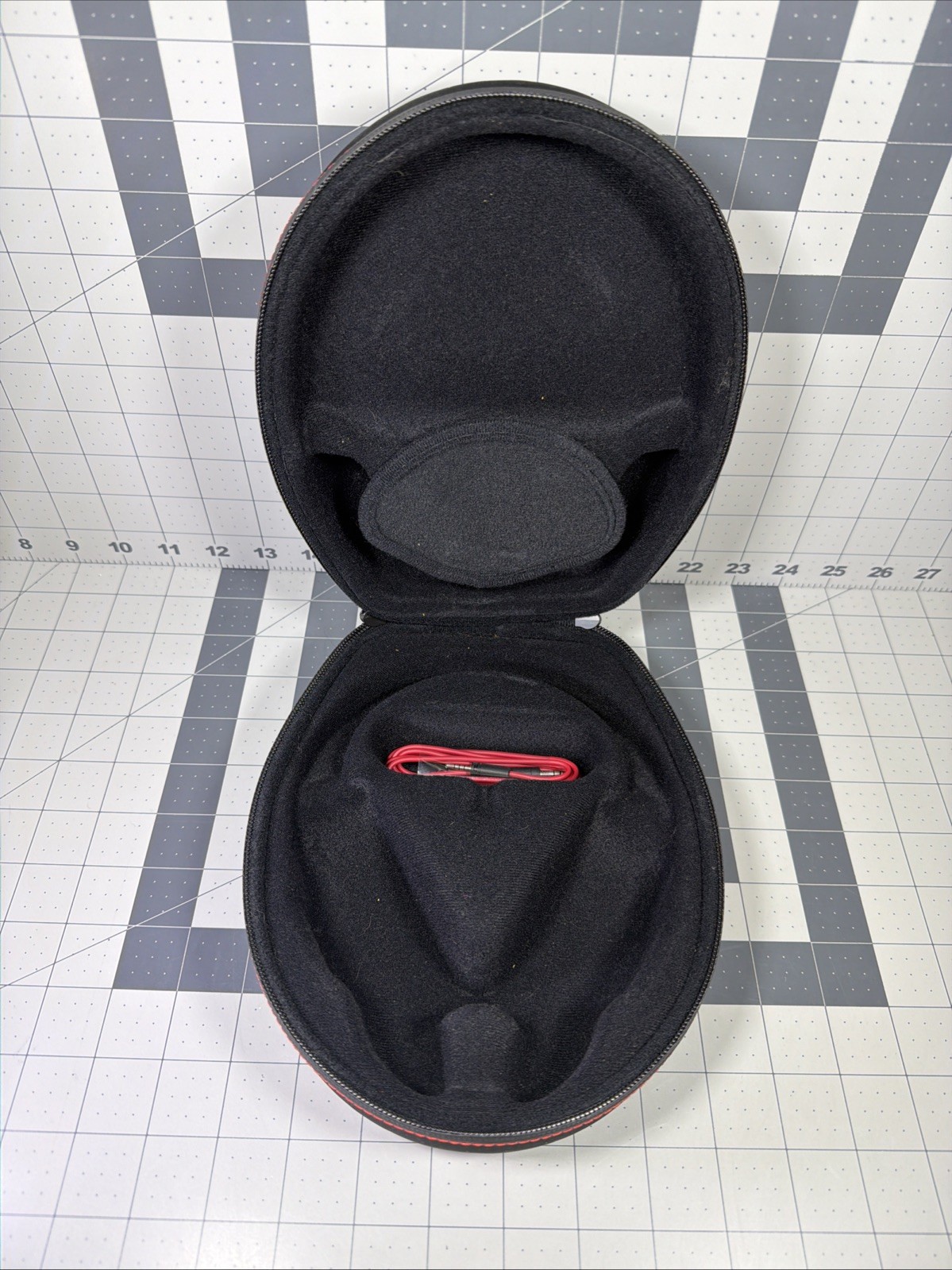 Sennheiser Momentum Headphones Black Carrying Case