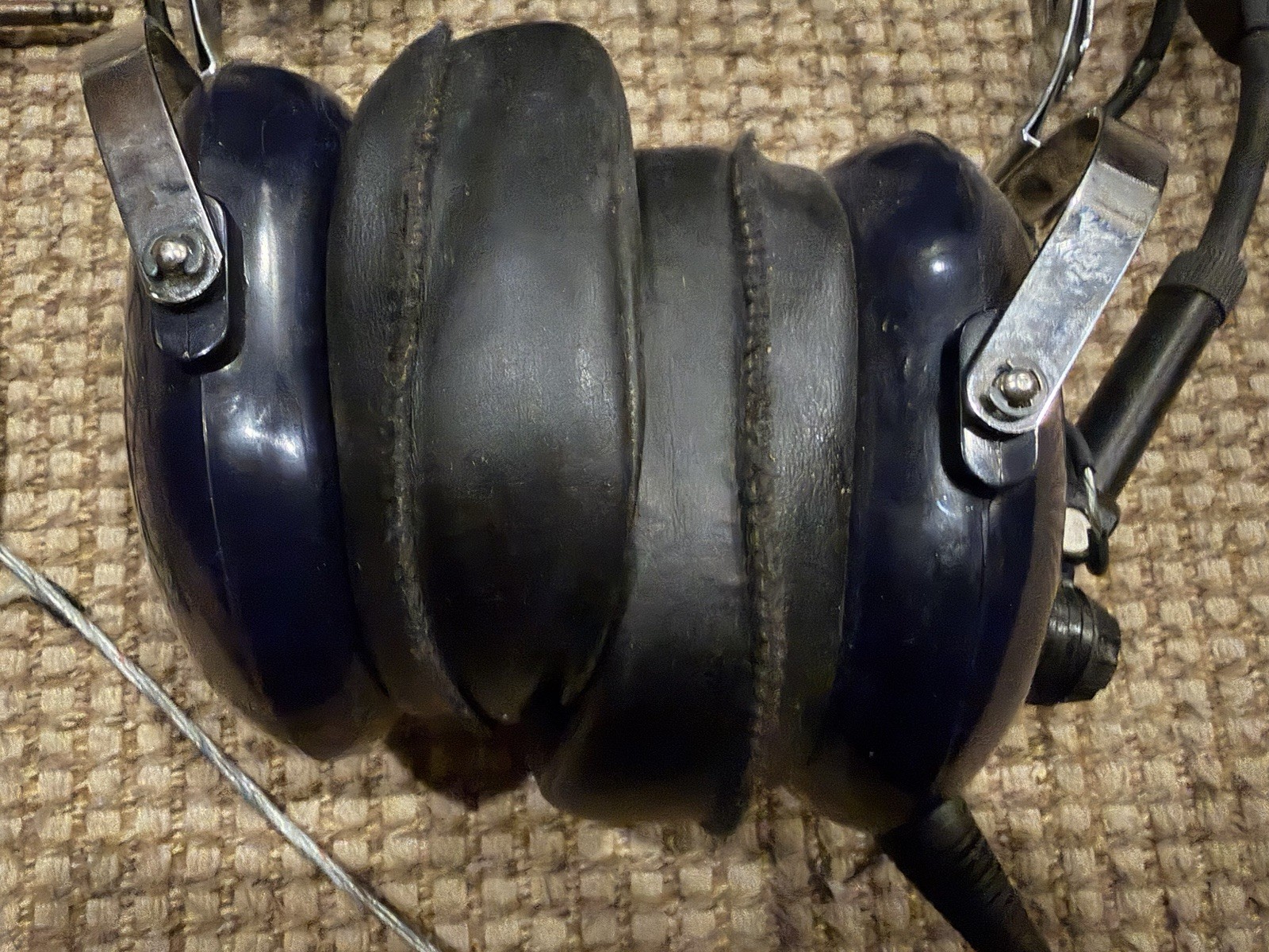 Pilot Headphones Dual Plugs Over Ear *See Description