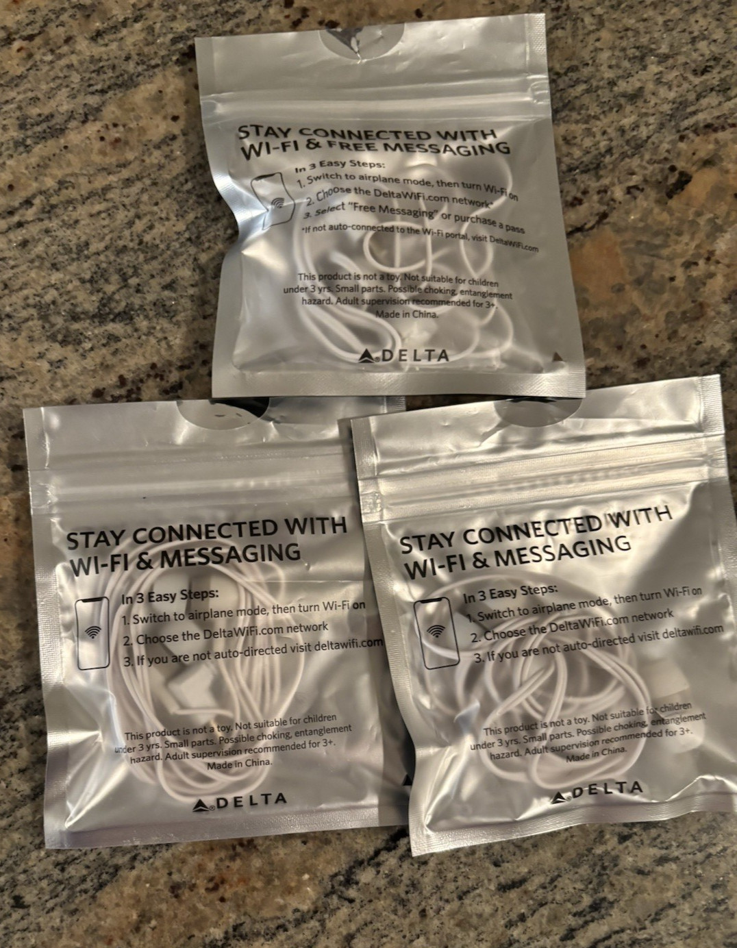 3 Pair of Delta Airlines Earbuds Headphones Wired Plug In Tune Out New Sealed