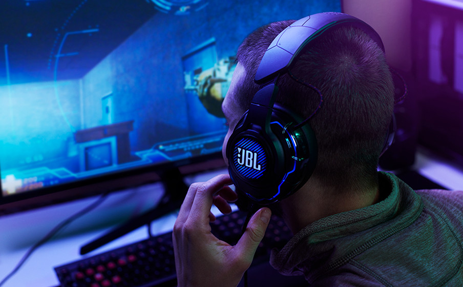 JBL Quantum ONE
