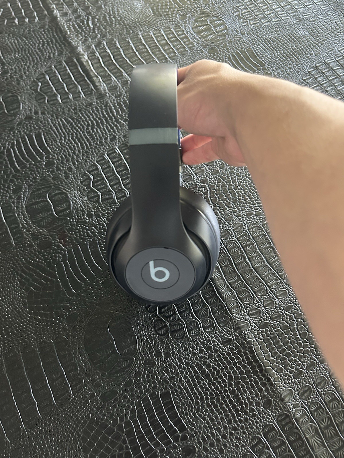 Beats Studio Pro Noise Canceling Navy Blue Over Ear Wireless Headphones