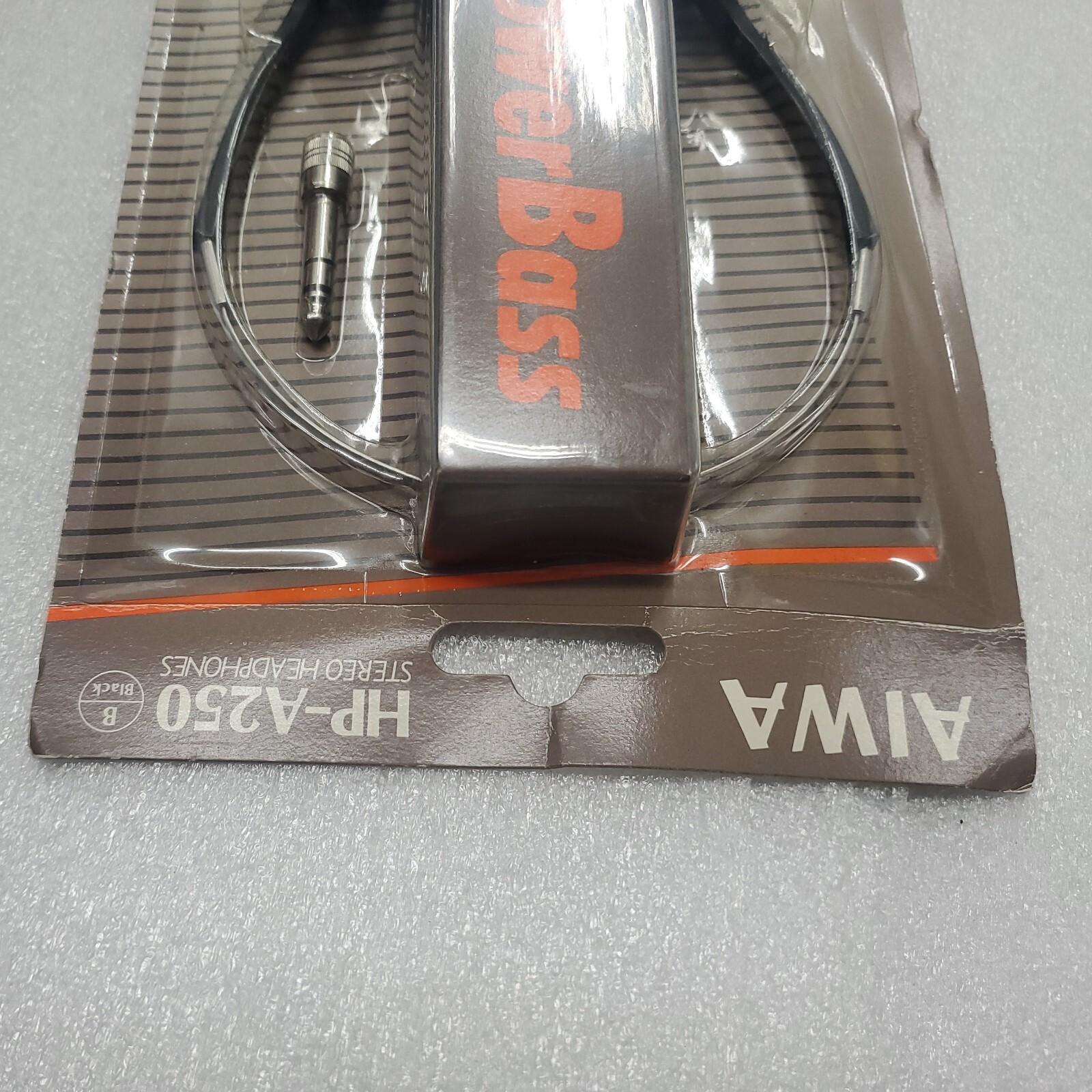 Vintage Aiwa HP-A250 Stereo Headphones. Power Bass w/ Folding Headband. Sealed.