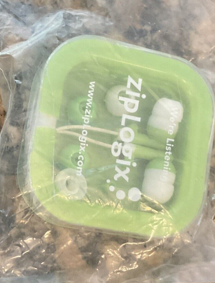 Zip Logix Ear Buds New In Original Packaging Extra Rubber Green Case Fast Ship