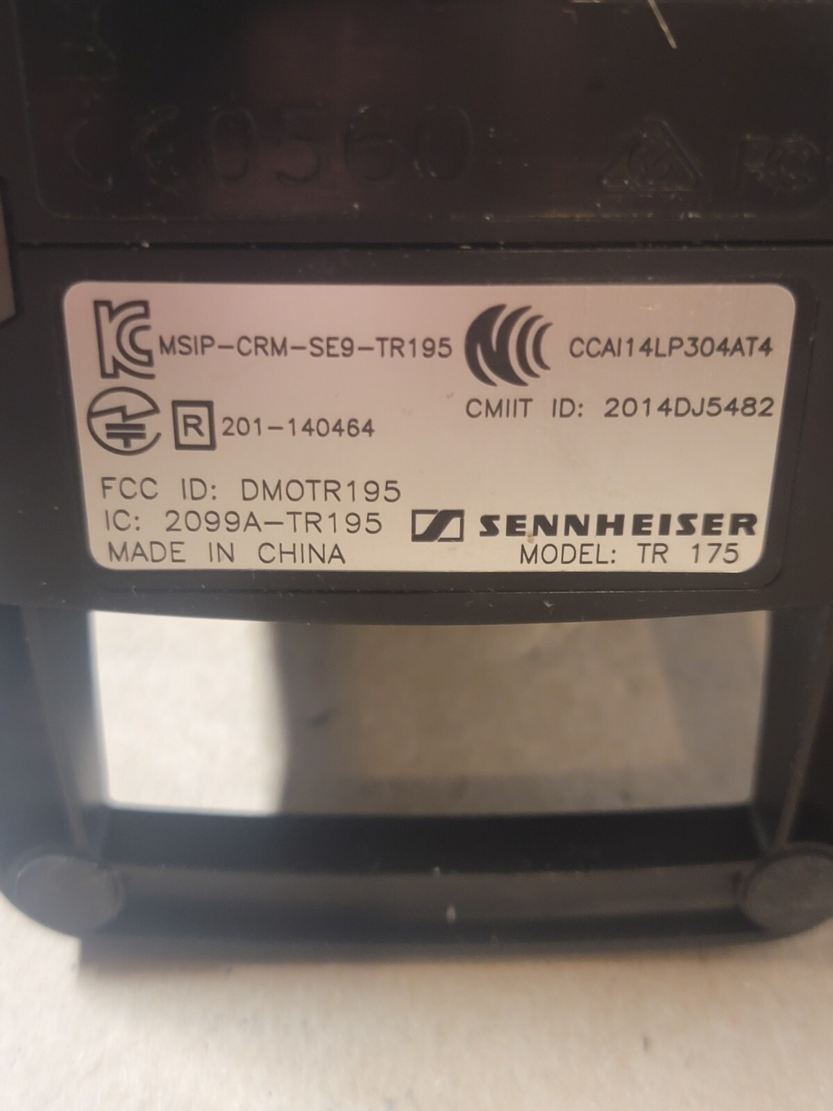 SENNHEISER RS175 Digital Wireless Surround Sound Headphones For TV 3.5mm Optical