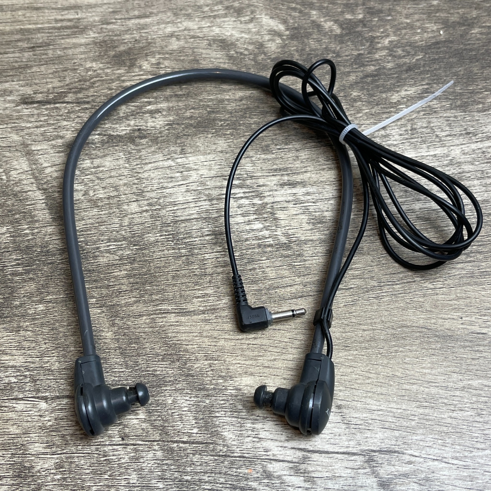 Vintage Sony Dynamic Black 2.5mm Jack Dual-Earpieces In-Ear Earphones