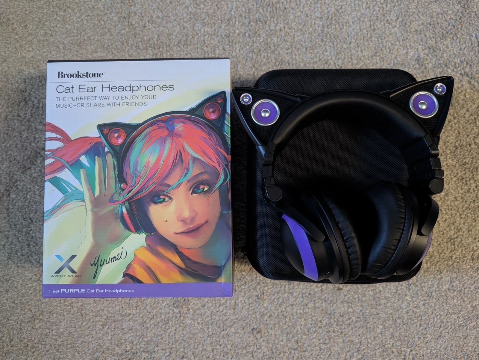 Brookstone Car Ear Light Up Headphones Black/Purple with case, box, mic, cables