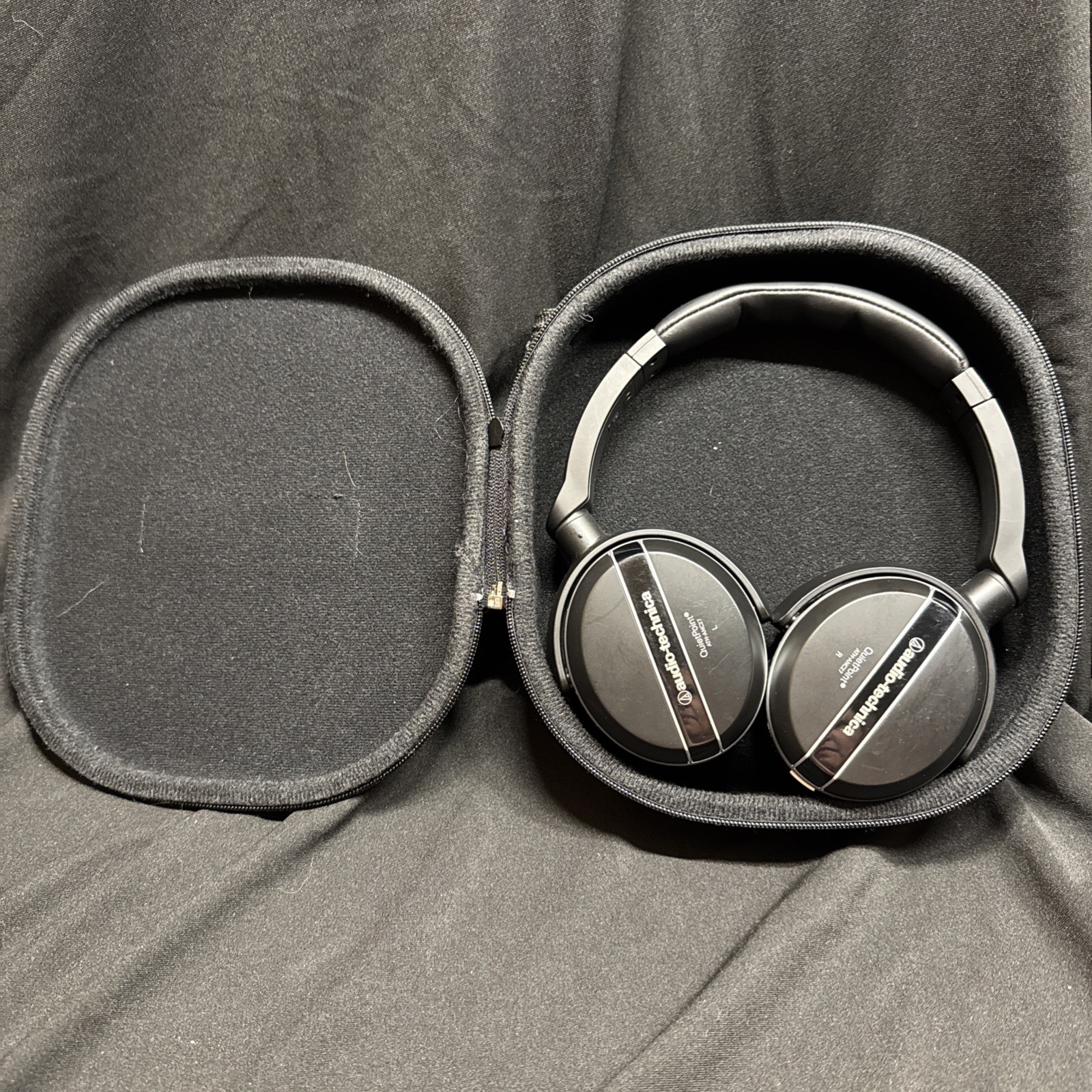 Audio-Technica Quiet Point Headphones