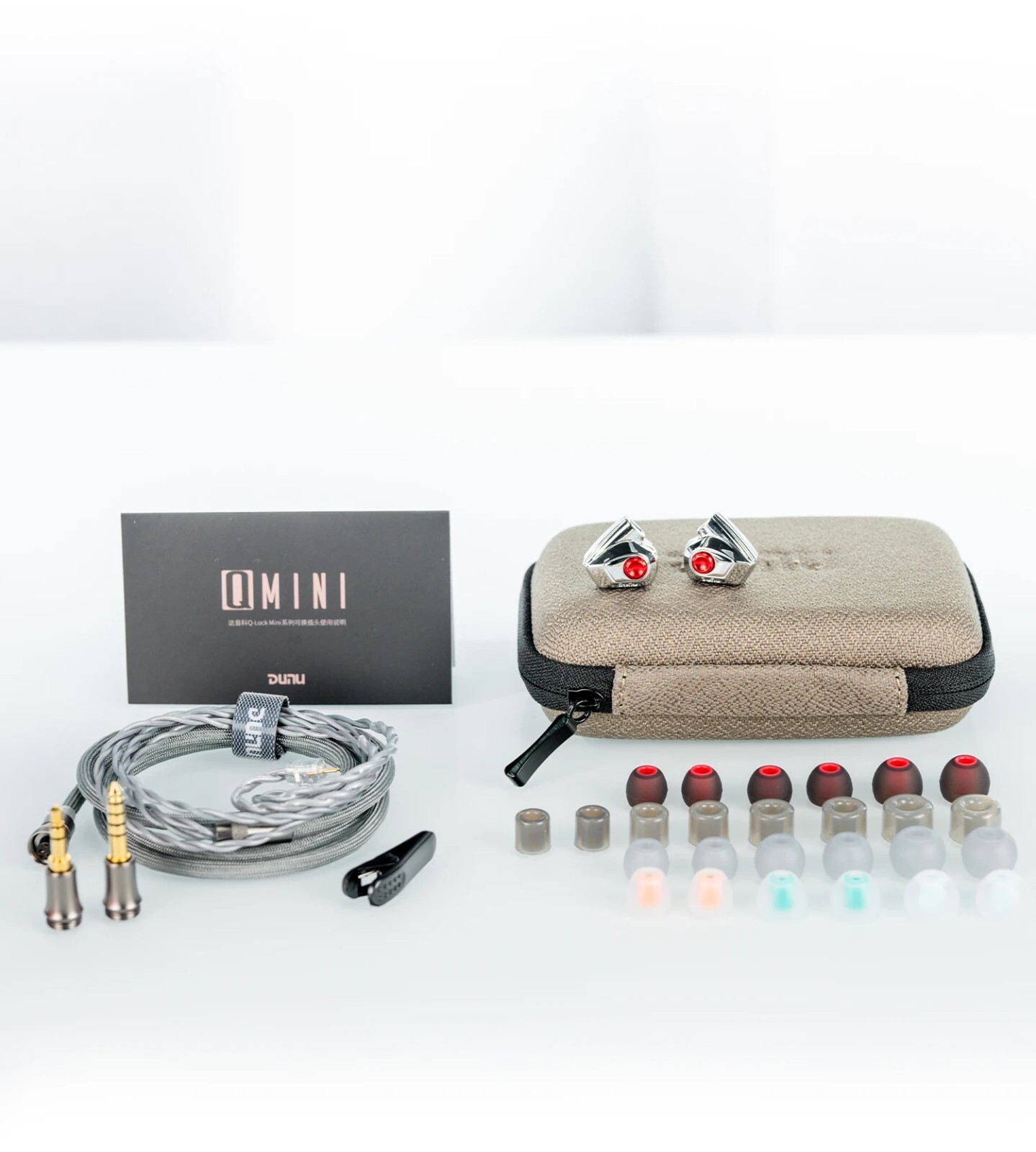 DUNU Titan S2 Dual-Chamber Dual-Magnetic Circuit High-Performance Dynamic In-ear