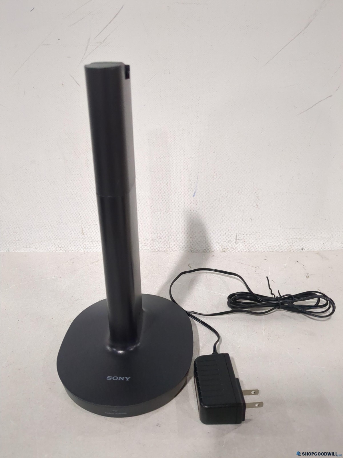 Sony WHRF400 RF BLACK Wireless Noise Reducing Home Theater Headphones. See Desc.
