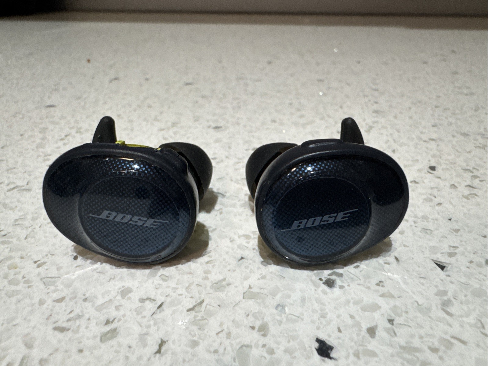 Bose SOUNDSPORT FREE WIRELESS Headphones Bluetooth Midnight Blue Model 423729