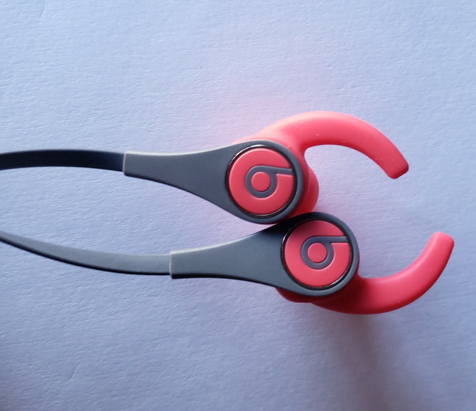 OEM SIREN RED Dre Beats Tour2 In-Ear Headphones with AUDIO ISSUE – Read Details