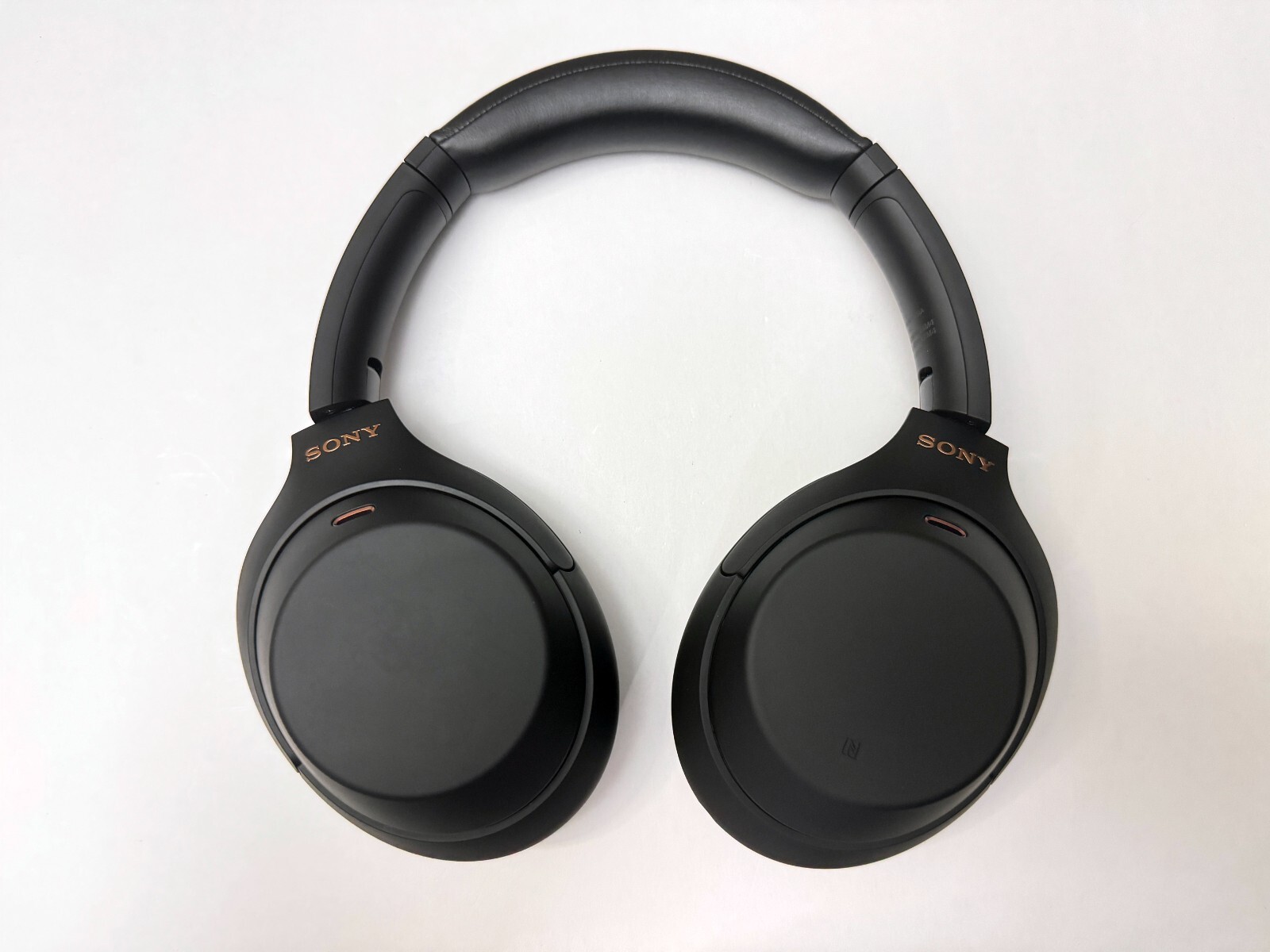 SONY WH-1000XM4/B Wireless Noise Canceling Headphones with CASE – Black #E