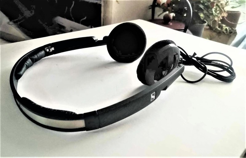 SENNHEISER PX 100 II ULTRA RARE LIGHT CLOSED FOLDABLE HEADPHONES NEW UNUSED