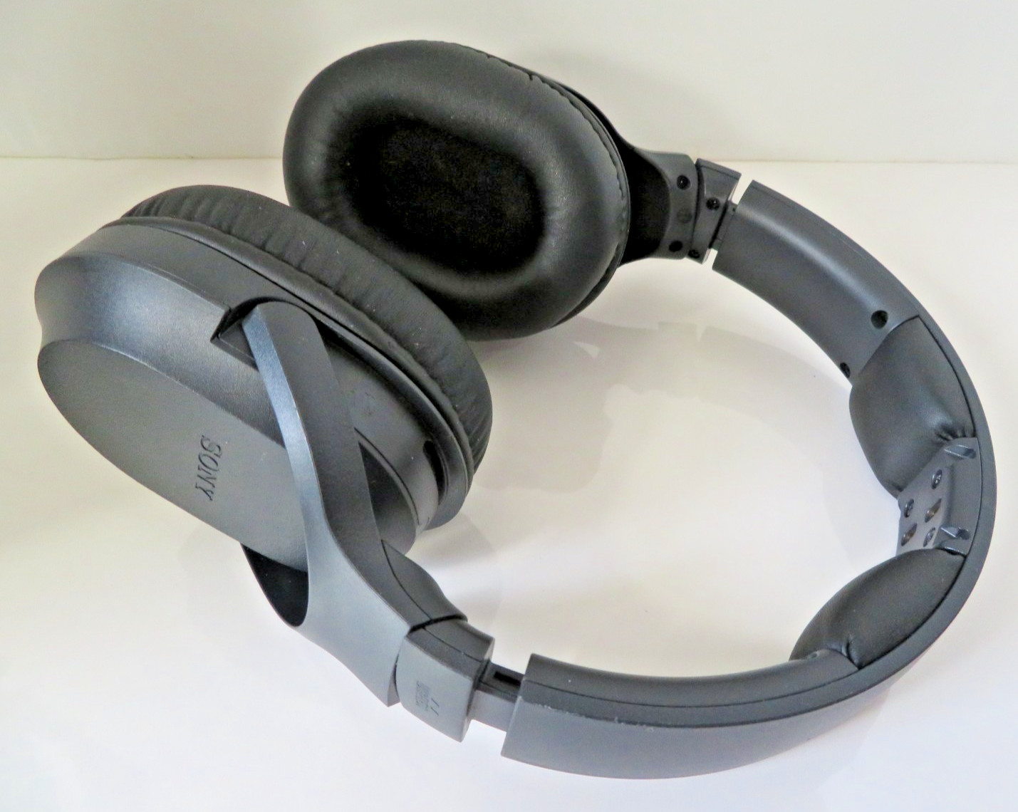 SONY TMR-RF400 Wireless TRANSMITTER With Megaphone Headset WH-RF400 Vietnan