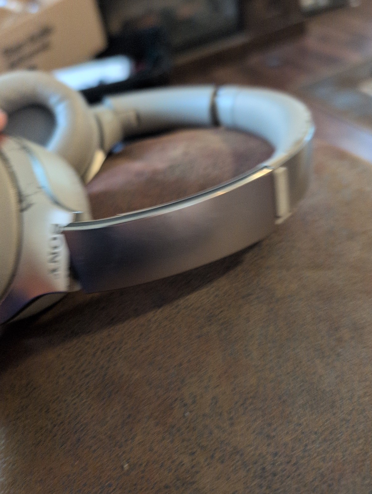 Sony 1000X Headband Headphones – Black- Broken Plastic Part