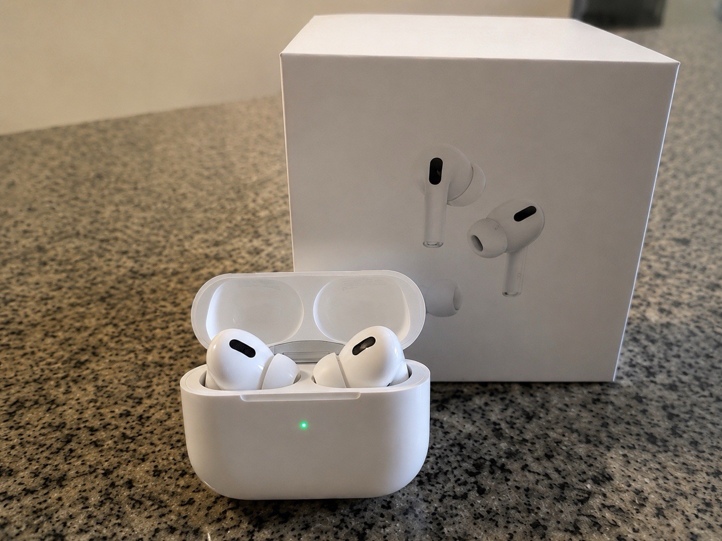 Apple AirPods Pro (2nd Gen) In-Ear Bluetooth Earbuds, White, ANC, MagSafe Case