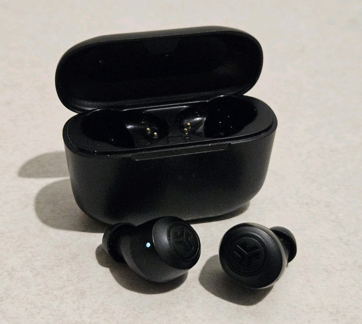 JLab GO Air POP True Wireless In-Ear Headphones – Black – TESTED WORKING