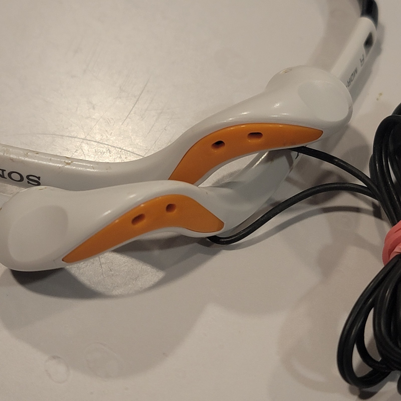 Vintage Sony MDR-W014 White Orange Jack In Ear Light Weight Earphones *READ*