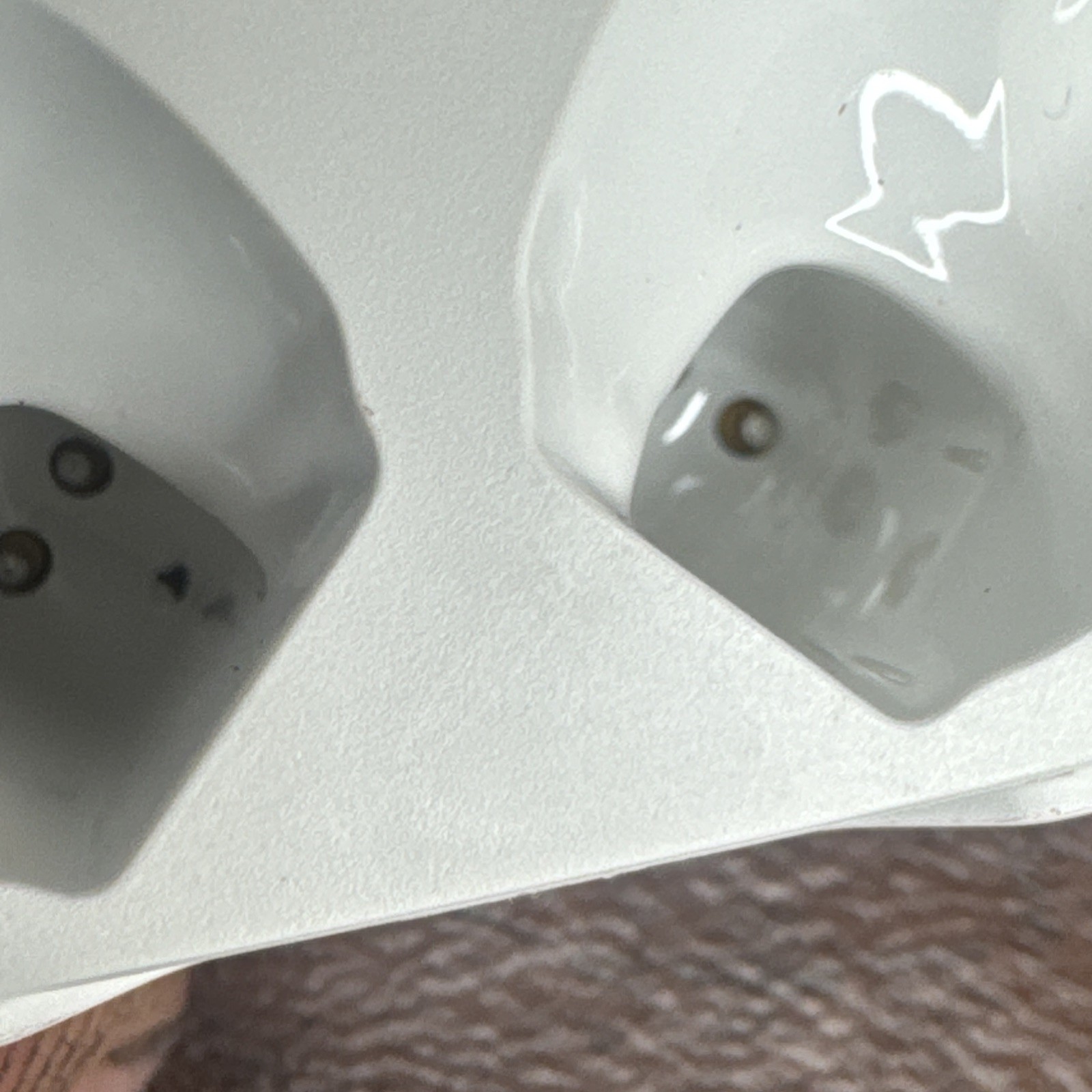 JBL Vibe Beam True Wireless In-Ear Headphones – White (JBLVBEAMWHTAM)