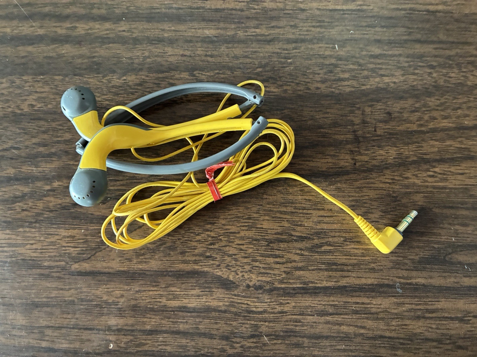 Vintage SONY Sports MDR-A30G Foldable Yellow Gray Headphones