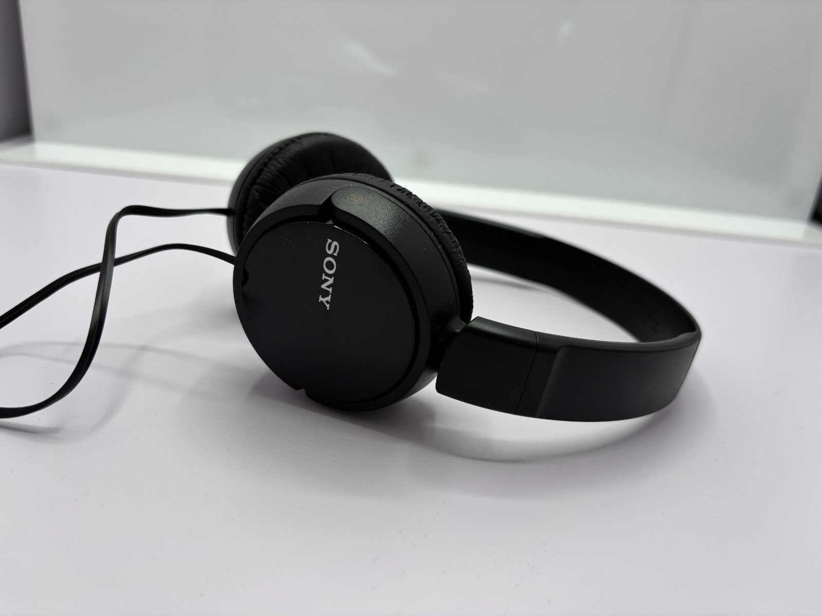 Sony MDR-ZX110 Wired On-Ear Headphones – Black – Excellent Condition