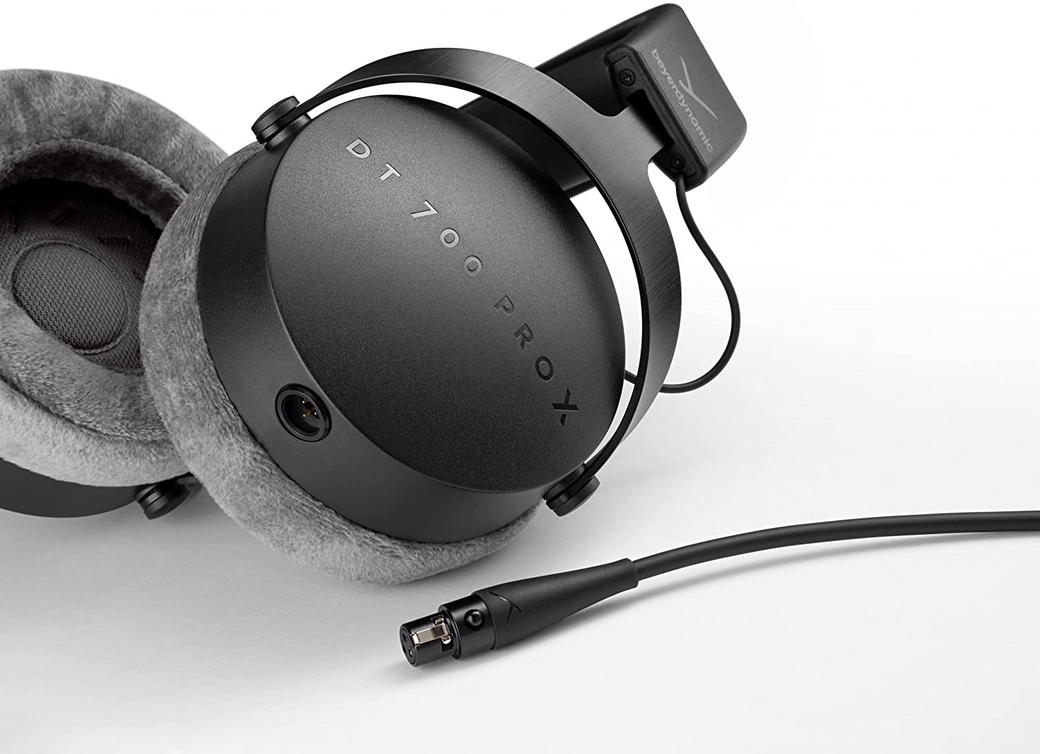 Beyerdynamic DT 700 PRO X Closed Back Studio Monitor Headphones Kit