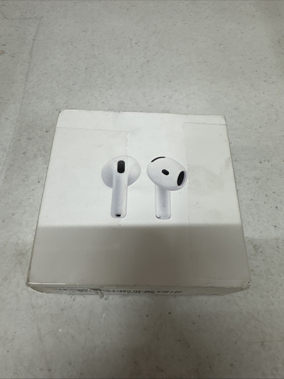 Apple AirPods 4th Gen with Charging Case MXP63LL/A – Open Box