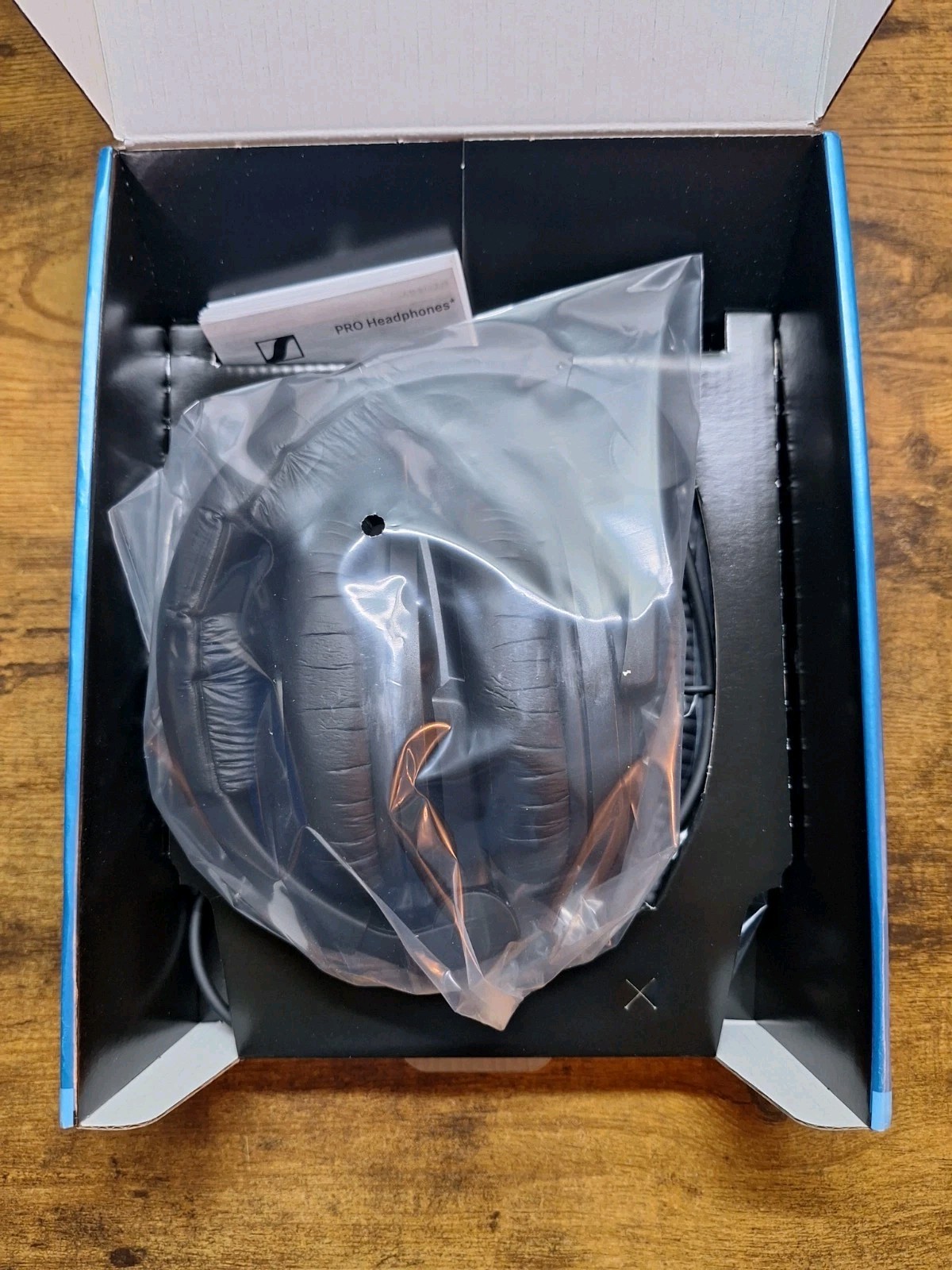 Sennheiser HD 280 Pro Professional Over-Ear Studio Headphones, Black (New)
