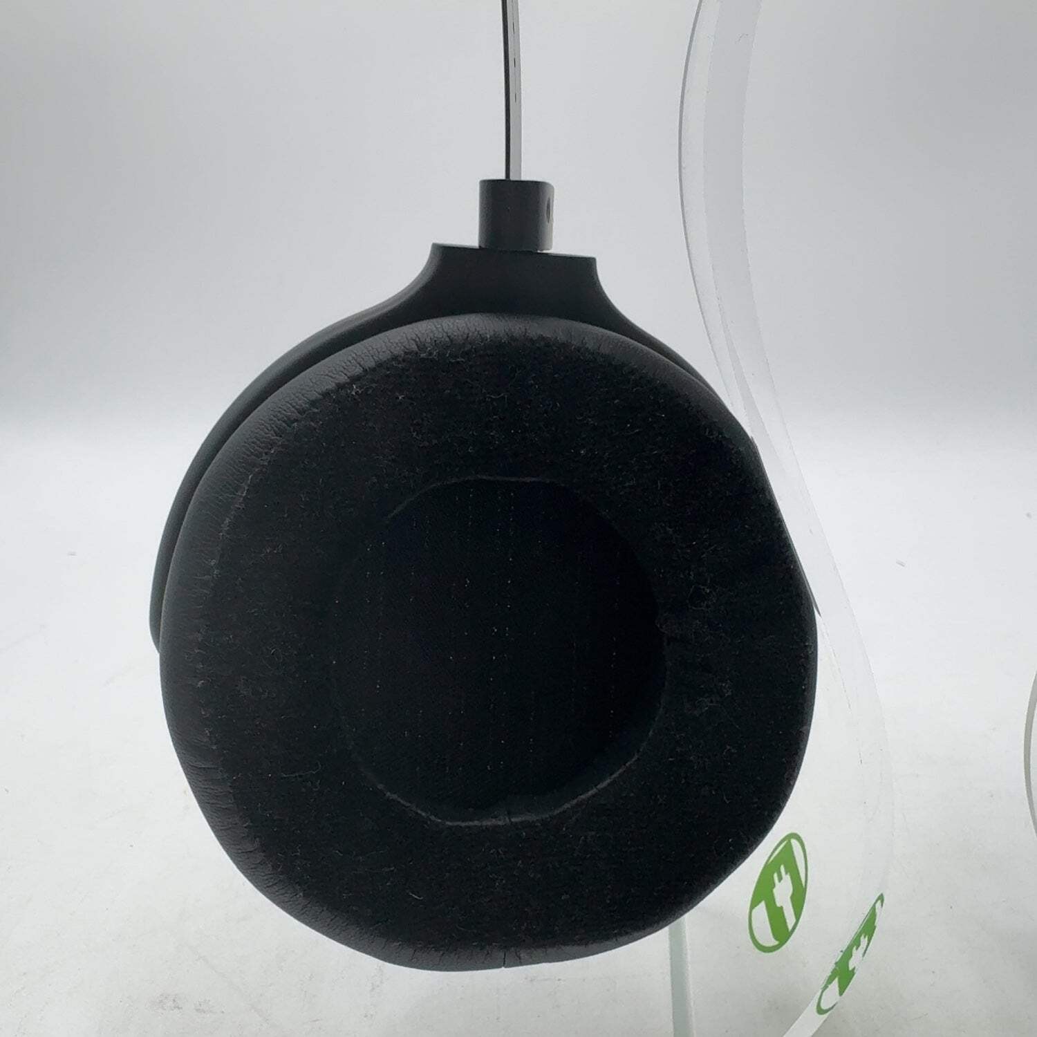 HIFIMAN HE560 Planar Magnetic Headphones Wood Grain