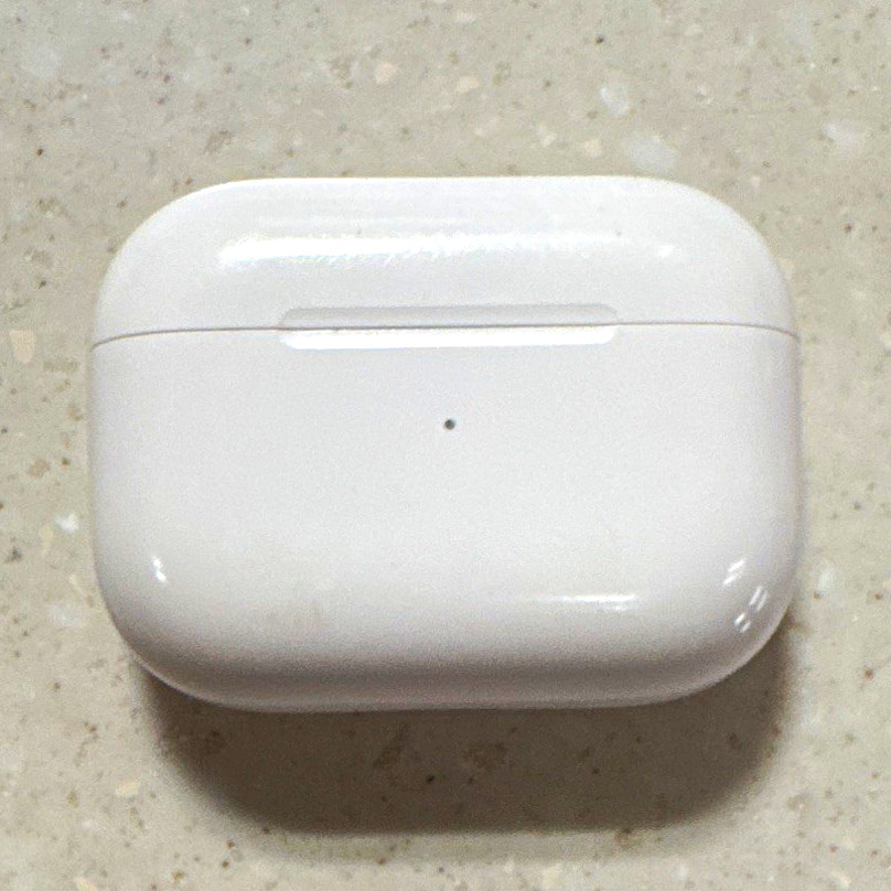 Apple AirPods Pro 2 Wireless Bluetooth In-Ear Earbuds w/ Mic Charging Case White