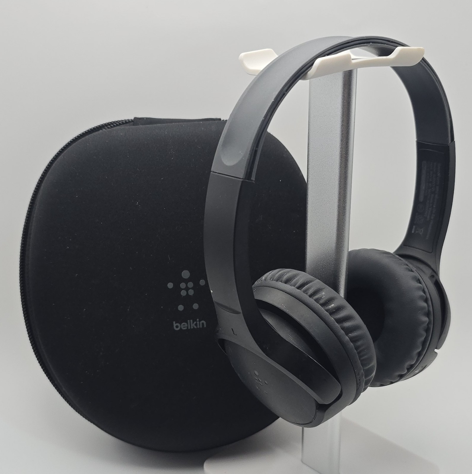 Belkin SoundForm Mini Wireless Bluetooth Kids Headphones Black w/ Case Tested