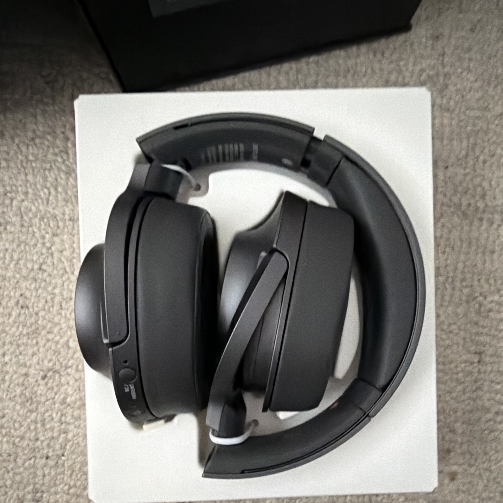 Sony WH-H900N Black Over-Ear Headband Headphones Bluetooth 3.5mm Jack