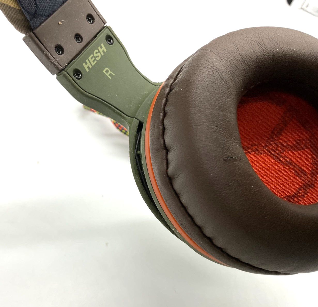 SkullCandy Hesh 2.0 Headphones Over The Ear Camo/Olive w/ 3.5mm Jack
