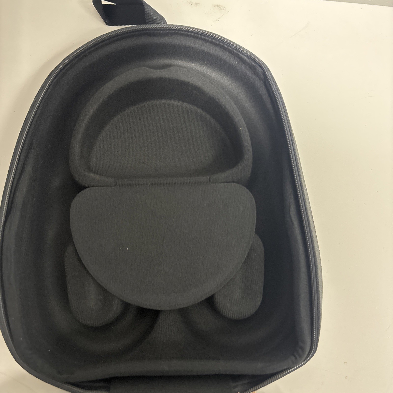 Sony WH-1000XM5 Carry Case For Wireless Headphones – Black – Preowned