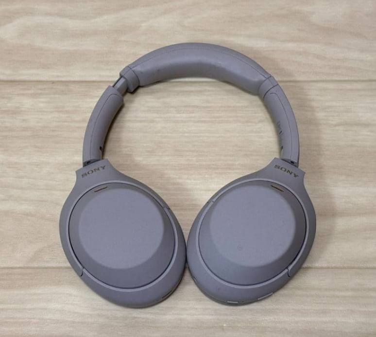 SONY WH-1000XM4 Wireless Noise Canceling Stereo Headset Hi-Res Bluetooth Silver