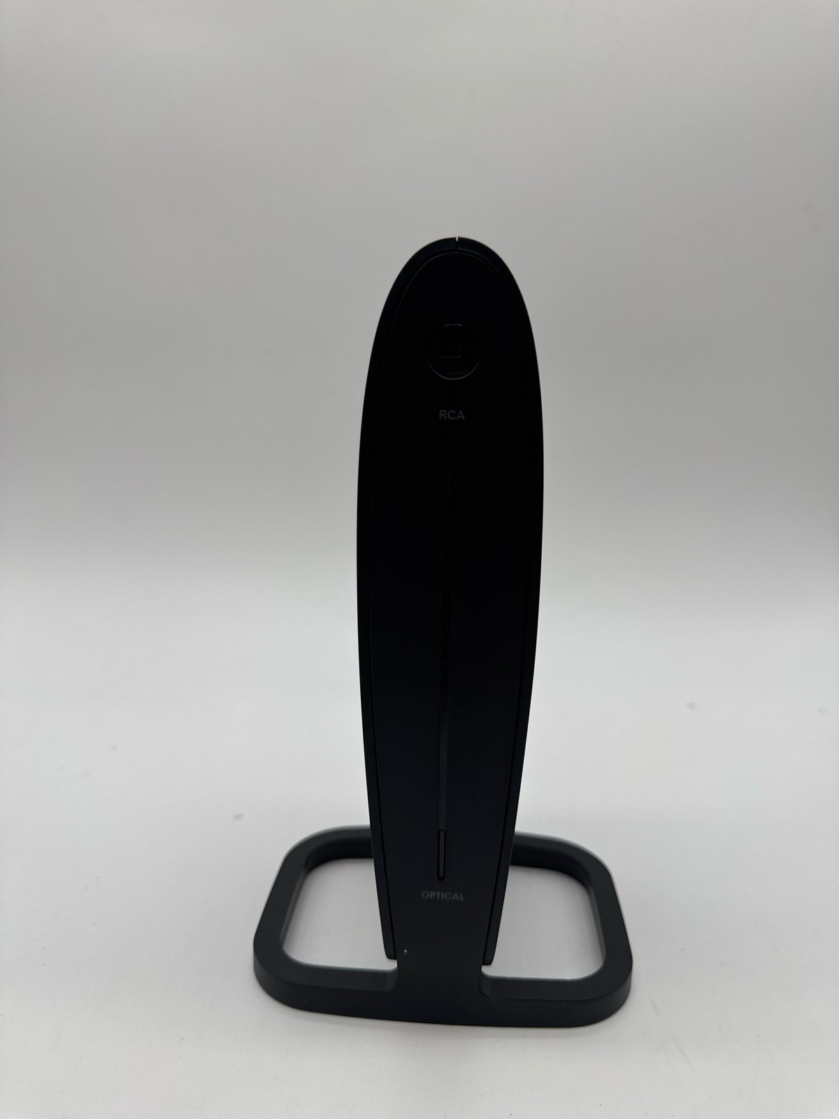 INSIGNIA RF Wireless Over-Ear Headphones Black NS-HAWHP2 (3)